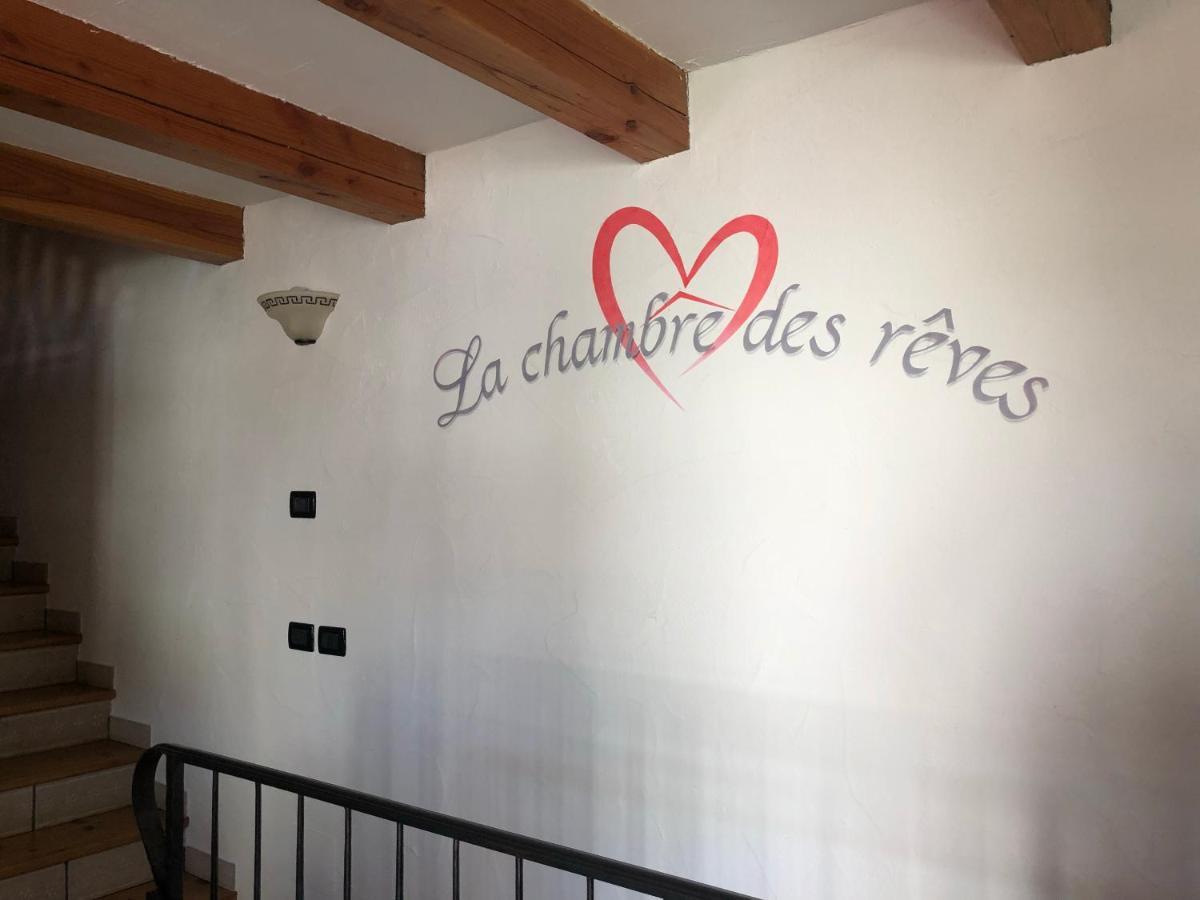 La Chambre Des Reves Aosta Exterior photo